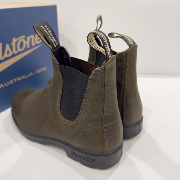 Blundstone 1615 Women’s Suede Leather Ankle Chelsea Boots - Picture 6 of 11